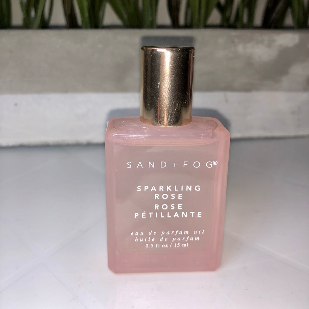 Sand + Fog Sparkling Rose Oil - Picture 3 of 3